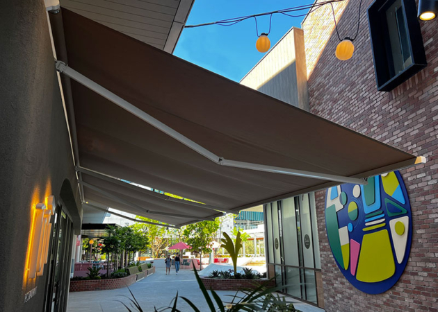 Folding-Arm-Awnings-Perth-01
